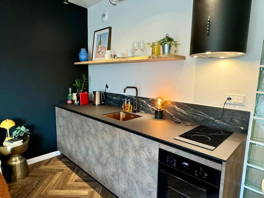 Art & Sunski Z Garazem Podziemnym Apartment
